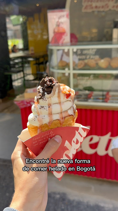 ¡ENCONTRÉ LA NUEVA FORMA 🥐DE COMER HELADO 🍦 EN BOGOTÁ! 🇨🇴