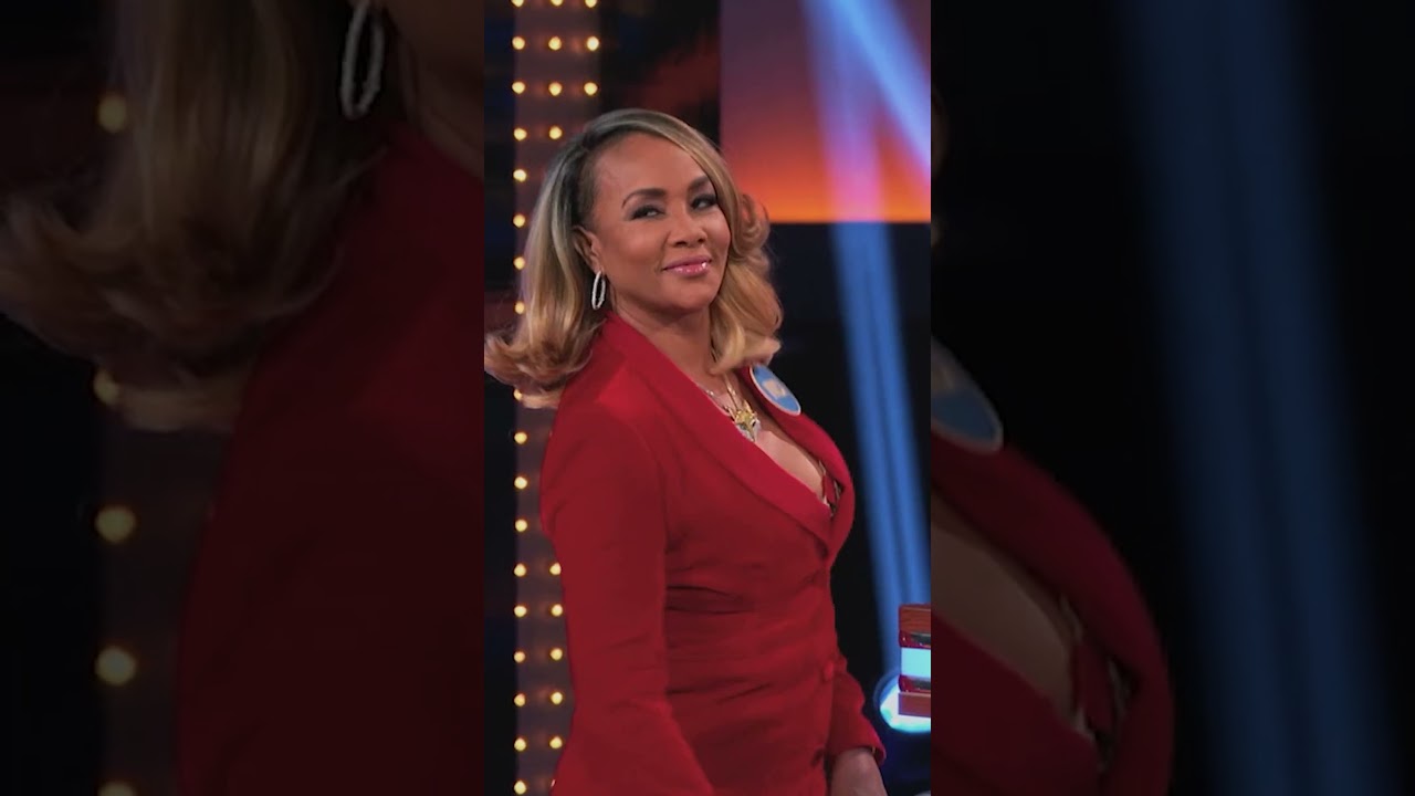 Who replaced the stripper in the cake?! 