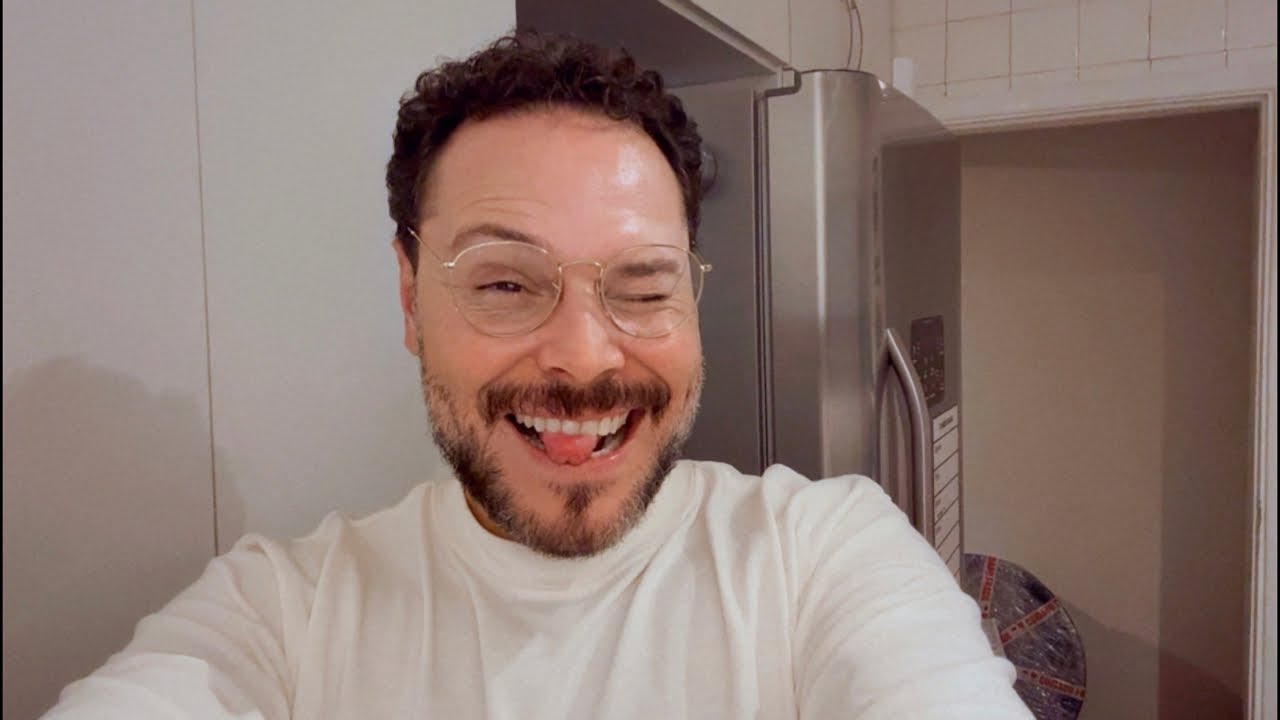 VAMOS CONVERSAR SOBRE CABELO?