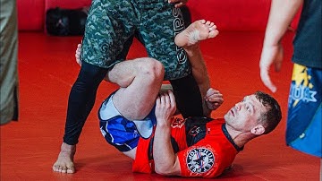Heel Hook master class at Phuket Top Team with Submission Grappling Coach Ian Entwistle