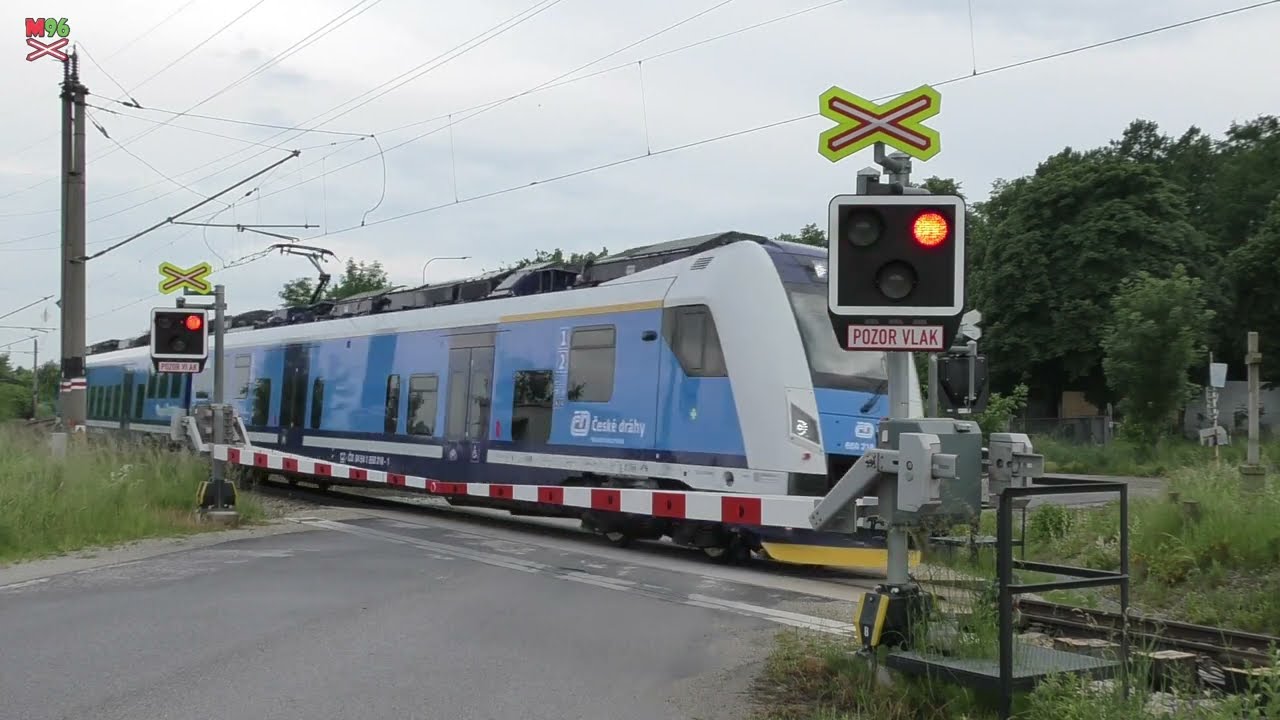 Železniční přejezd České Budějovice-Nemanice #1 [P1130] - 10.6.2023 / Czech railroad crossing