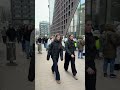 Ihmiset jonottivat Rustan avajaisiin Helsingissä