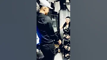 خلوني يا د ناس ويلا هبلت معاها 