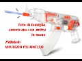 Foto di famiglia americana con mitra