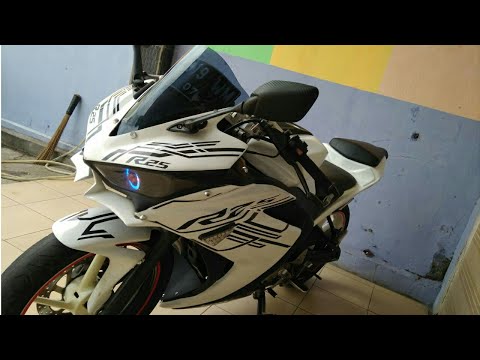 unboxing-body-costom-full-fairing-byson-model-r25-putih-hitam-by-izzat-custom-surabaya