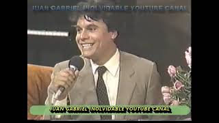 Juan Gabriel   JUAN GABRIEL EN TV Con Lola Beltrán Lola La Gande En Una Noche Inolvidable 1985