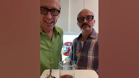 Coupe de roulis cocktail with David Lebovitz, auth...