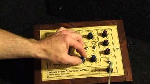 M.F.O.S. WEIRD SOUND GENERATOR SYNTH NOISE MAKER