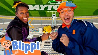 blippi meekah work race track it s storytime blippi moonbug