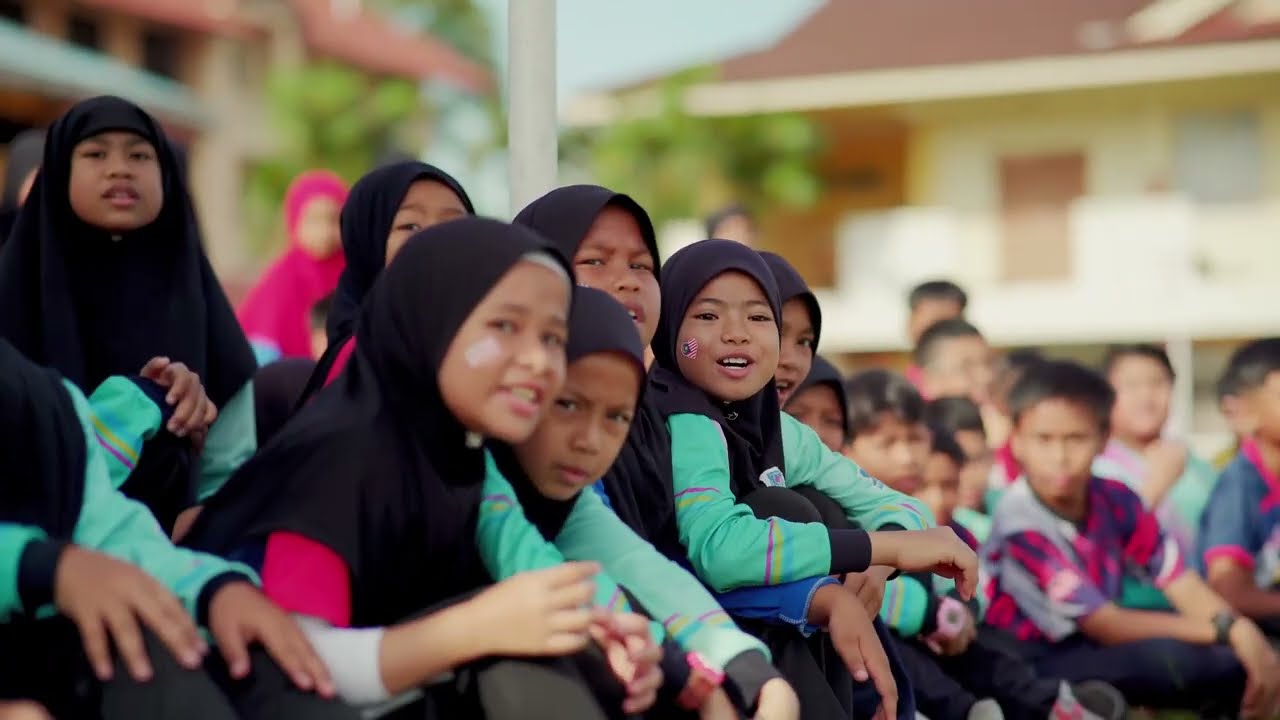 Kasut U - Melangkah Lebih Jauh Bersama U | CSR | Sukan | SK Seri Nilam Terengganu (1)