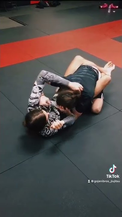 armbar-finish-from-ufc-co-main-event-wellington-turman-ufc-mma