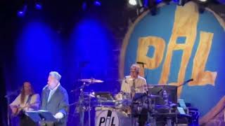 Pil…. Shoom live