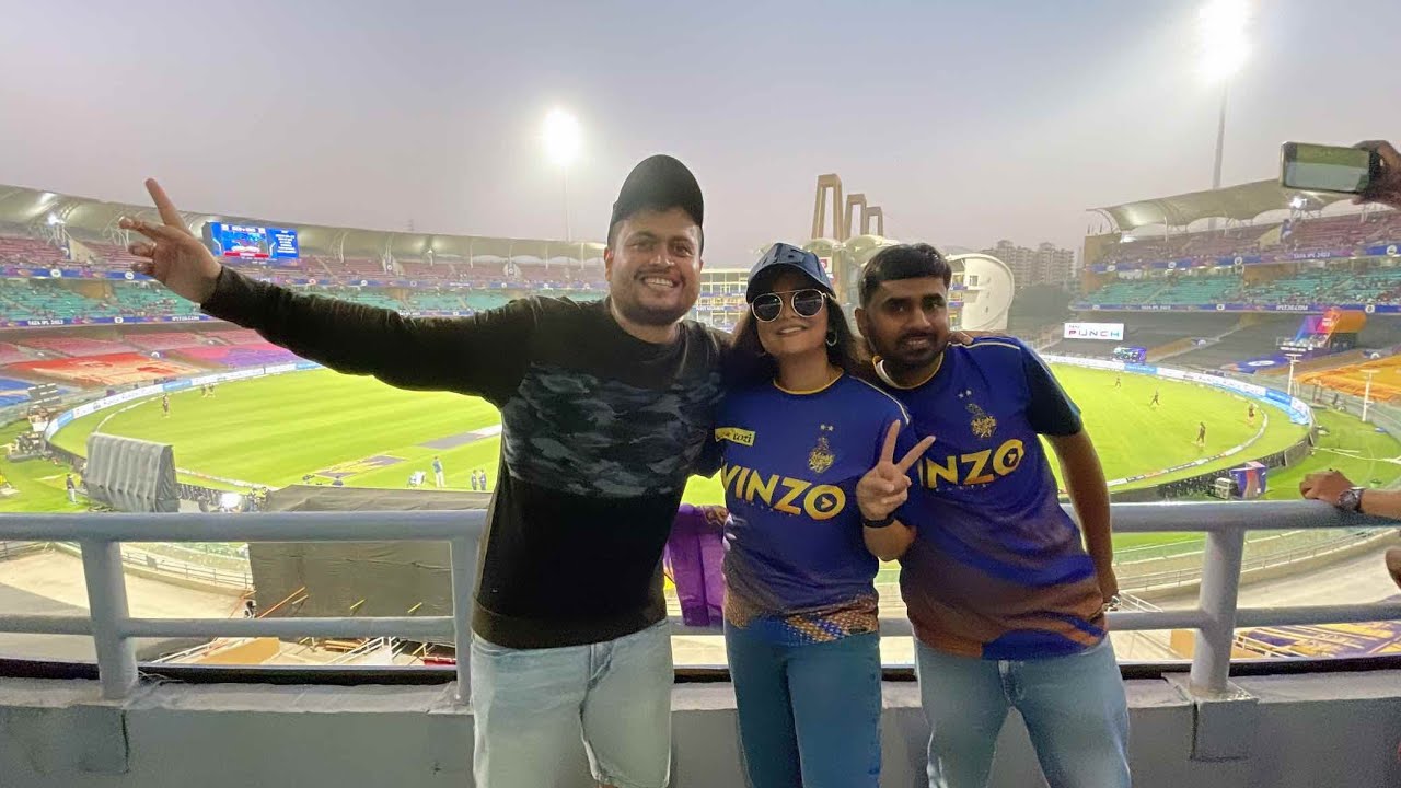 Korbo Lorbo Haarbo Ho gaya Humara || KKR vs RCB || IPL 2022