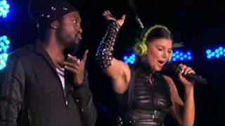 Black Eyed Peas - My Humps ( Live Walmart Soundcheck ) Resimi