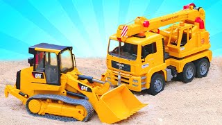 Toy trucks for kids &amp; kids&#39; truck toys - Crane truck, bulldozer and a tow truck toy.