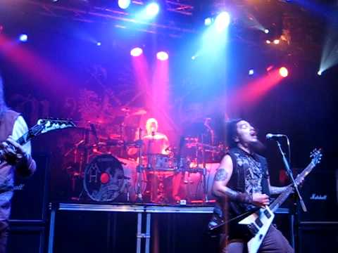 Machine Head - Down To None (live)