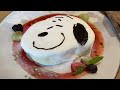 スヌーピーカフェでパンケーキをいただく。 (ピーナッツカフェ)