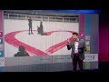 الشرطة الإيرانية تلقي القبض على شاب وفتاة بعد أن عرض الزواج عليها في أحد الأسواق  #بي_بي_سي_ترندينغ