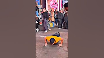 Push-up challenge gone hard😅 ducky bhai na lagai hawa walay push ups #duckybhai #aroob #DuckyxAroob