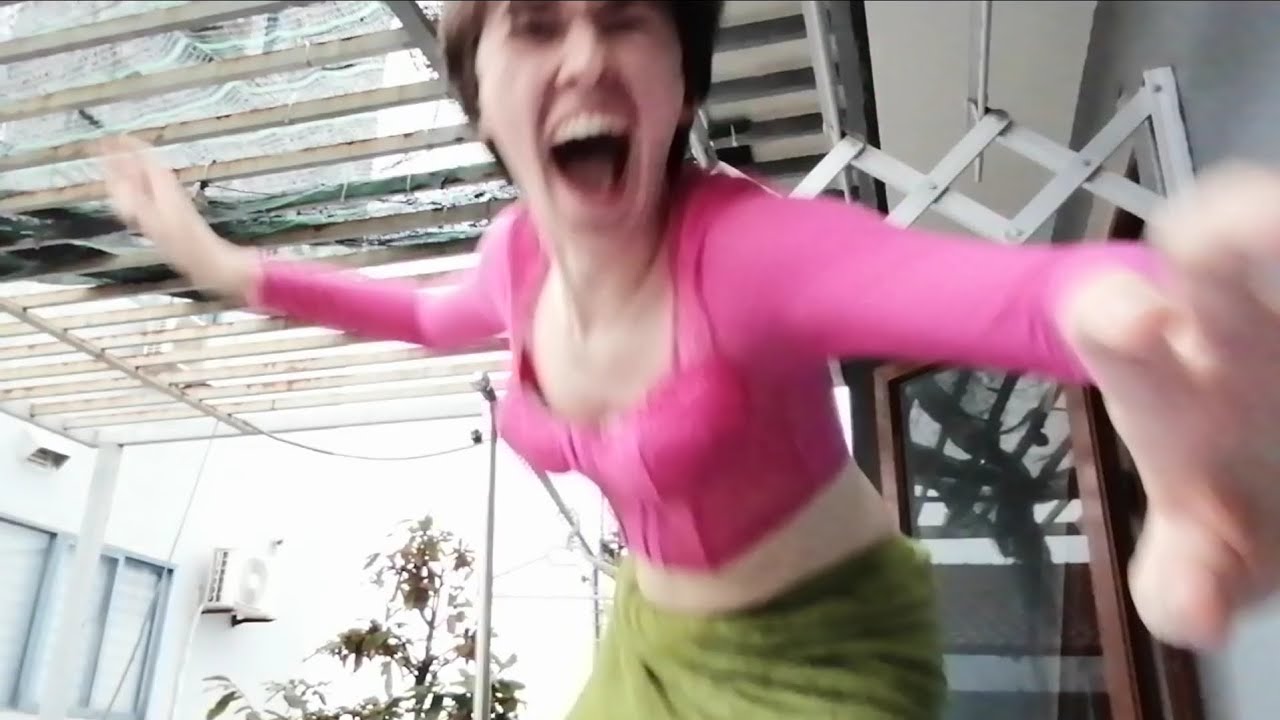 нашествие лезбиянок АСМР-ВЫЖИВАНИЕ 