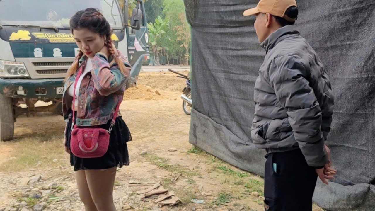 Full video of genius girl making dump truck tire and cleaning oil filter cup for national machine