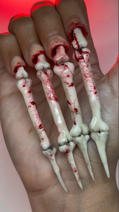 ‼️GLOWING BONES AS NAILS??😱💅🏼 3D NAIL ART🦴⚠️ #nailart #naildesign #nails #nailsart #shorts