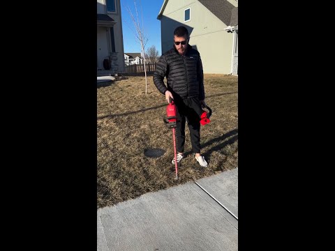 M18 FUEL™ 24" & 30" Hedge Trimmer | 3033 & 3034 🎥: @bblawncarekkc