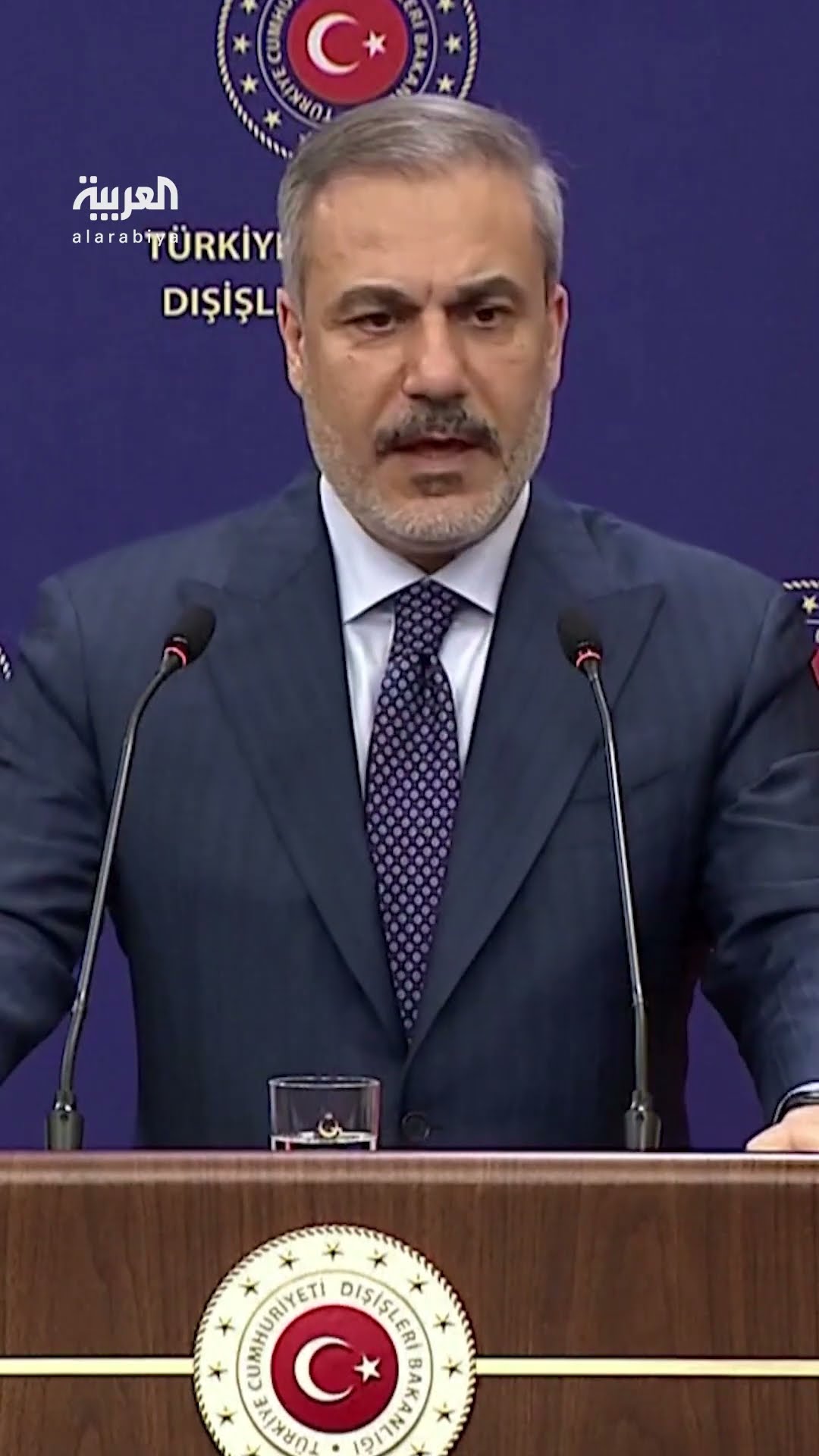 وزير خارجية تركيا هاكان فدان يزور العراق الأحد لبحث قضية المسلحين الأكراد
