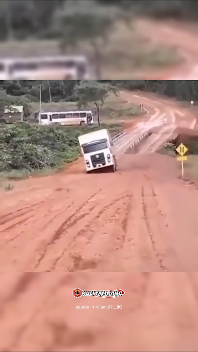 LATIN AMERICA'S Craziest Truck Drivers!