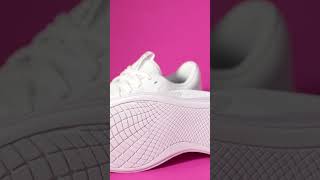 🩷⚡Es momento de cambiar tu look   #underarmour #estumomento
