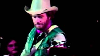 Merle Haggard - Airmail Special / I Think I&#39;ll Stay (Live)