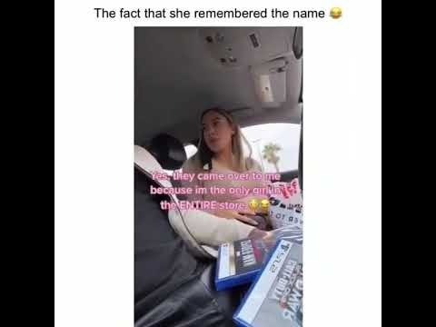 She Looked Everywhere For A PS5 Controller Elitegamerclips