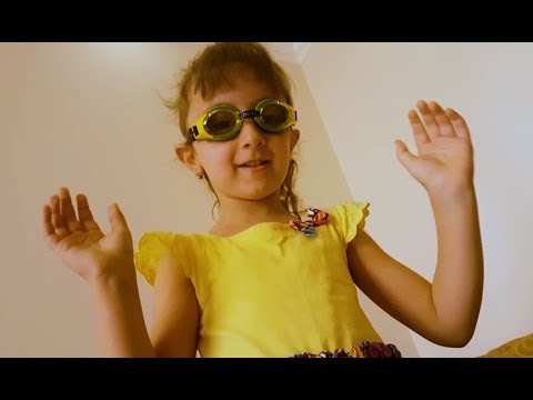 Video: Ինչ անել, եթե երեխան վախենում է օտարներից