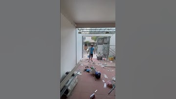 Cửa kính cường lực mở quay 2 cánh - Nhôm Kính Lhoong Gian