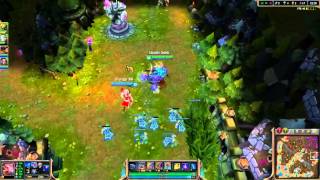 Alistar helps Vayne get great farm bot - League of Legends full gameplay