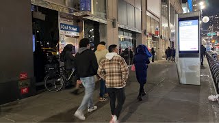 NYC LIVE Exploring Manhattan Friday Night Christmas Weekend (December 22, 2023)
