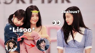 Jennie reacting to Lisoo? \