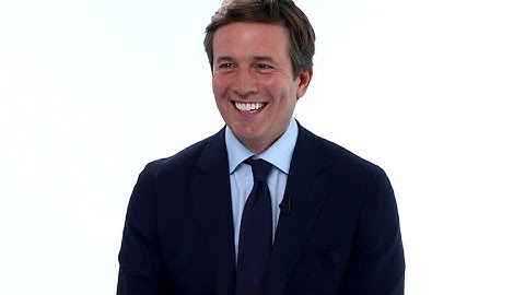 Jeff Glor takes over at "CBS Evening News"