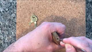 Opening a Master Lock 140 using a Bypass [1]
