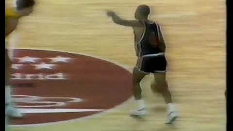 Mundial de Basquete Masculino 1986 - Brasil 80 x 96 EUA (Semi Final - Luciano do Valle)