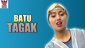 Ria "Batu Tagak"  12 Tembang Minang Abadi