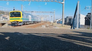 クモヤE493系「ｵｸ01編成」東海道試運転国府津駅入線