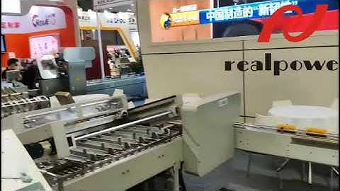 Biscuit packaging machine without tray