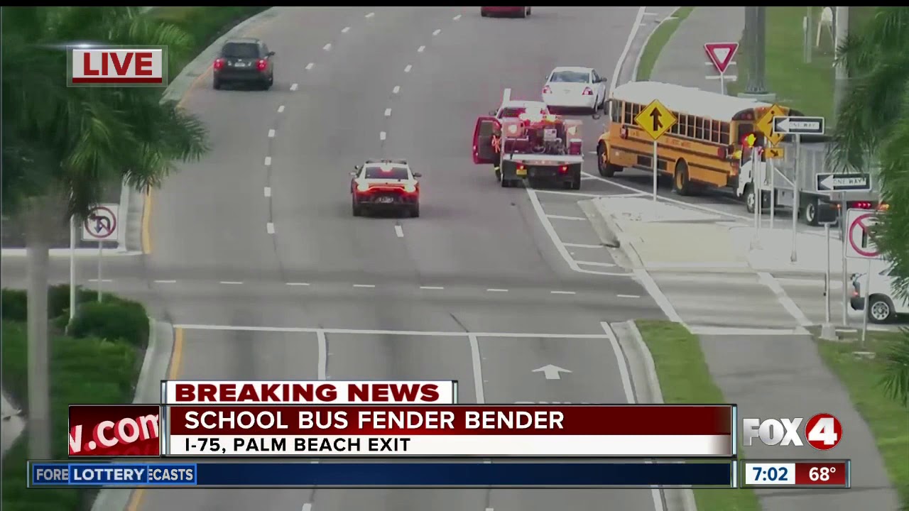 School bus crash in Fort Myers - YouTube
