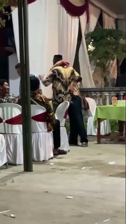 KAKEK MABUK MLETRE ASIKKKK