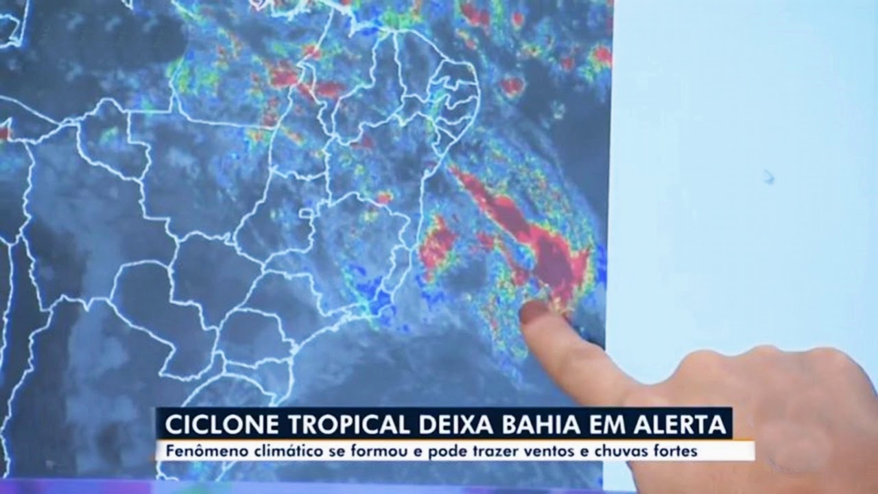 Ciclone tropical deixa o estado da Bahia em alerta