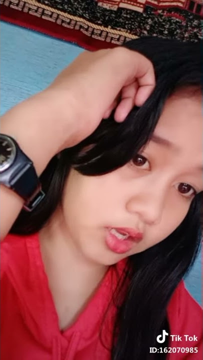 Tiktok Nhur Febriyanti Sari