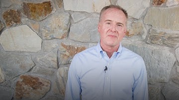 How we could make carbon-negative concrete | Tom Schuler