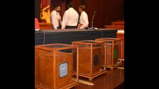 Download Lagu SPOTLIGHT | The Relevance of Outcry Auctions MP3