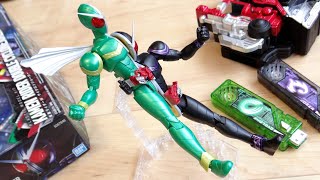 ハーフチェンジ対応！フィギュアライズスタンダード 仮面ライダーW サイクロンジョーカー レビュー！ジョーカーエクストリームも可能！プラモデル